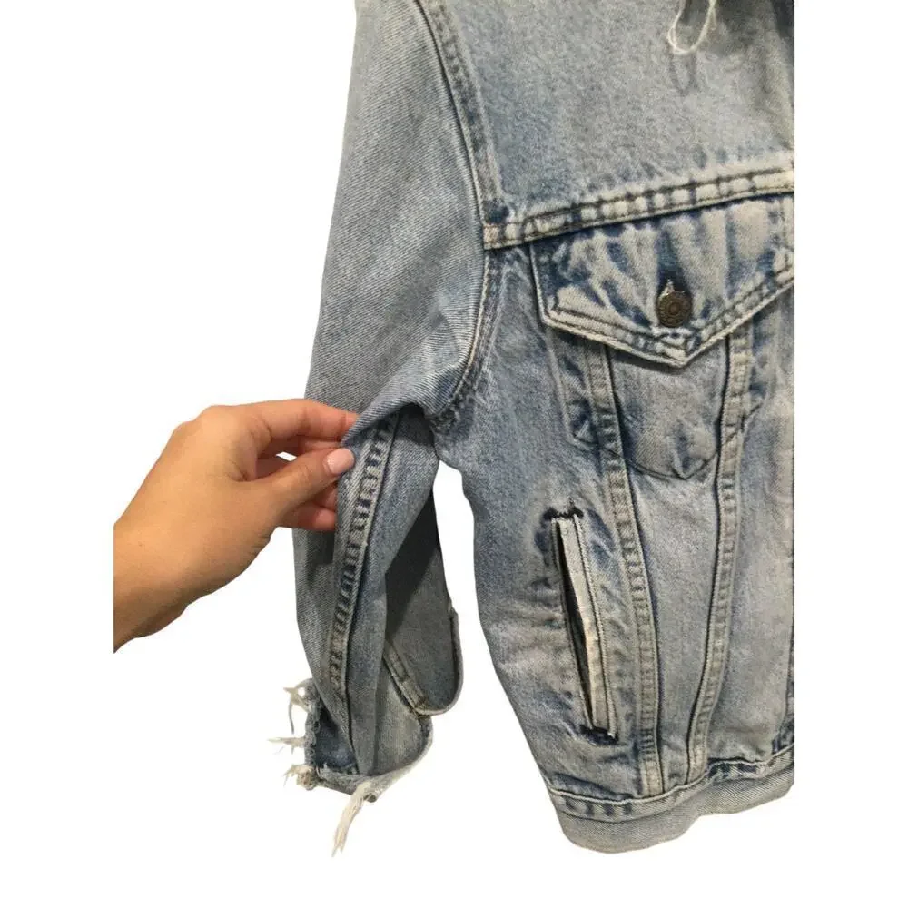 Vtg Levi’s trucker jean jacket men M thrashed USA gorpcore emo punk Western rock - Picture 16 of 16